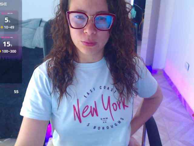 SharonAGT webcam