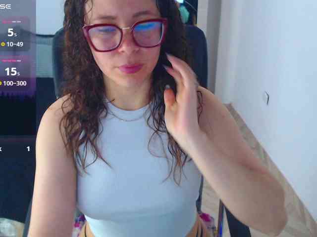 SharonAGT webcam