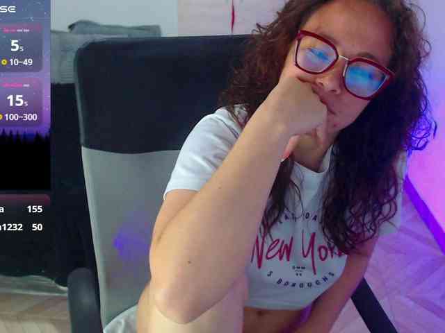 SharonAGT webcam