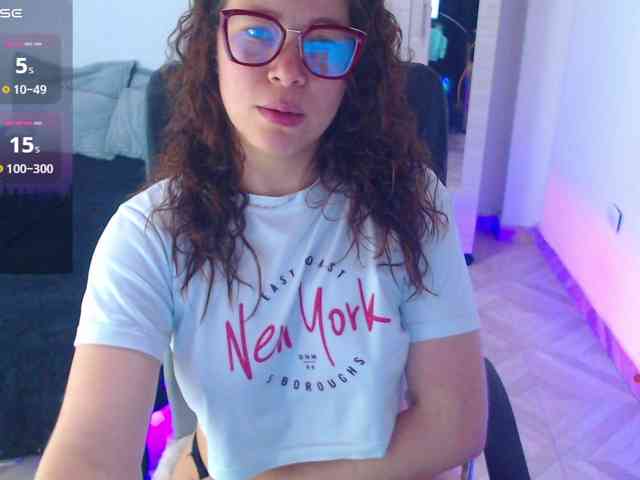 SharonAGT webcam