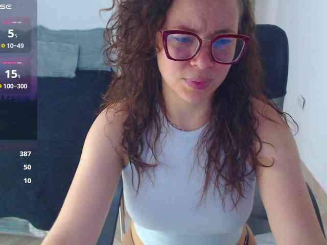 SharonAGT webcam
