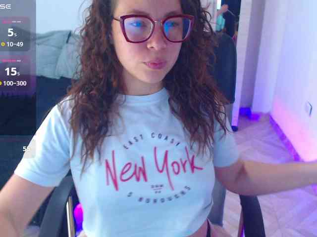 SharonAGT webcam