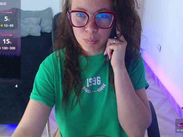 SharonAGT webcam