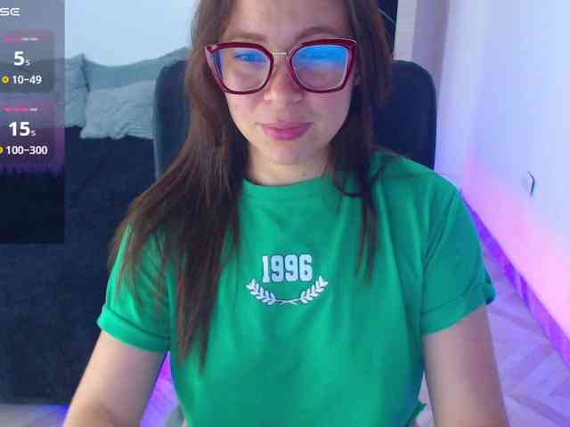 SharonAGT webcam