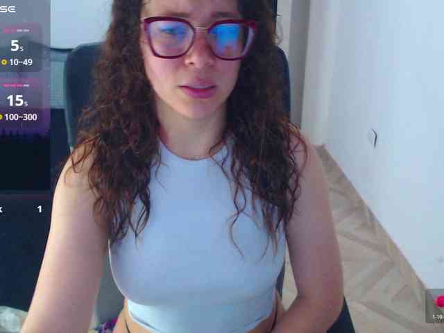 SharonAGT webcam