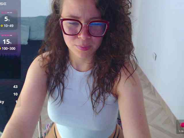 SharonAGT webcam