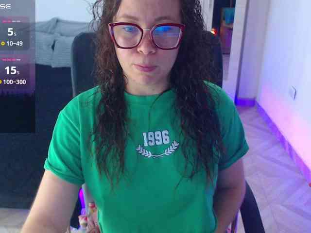 SharonAGT webcam