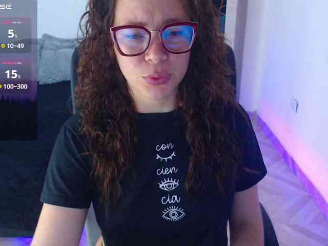 SharonAGT webcam