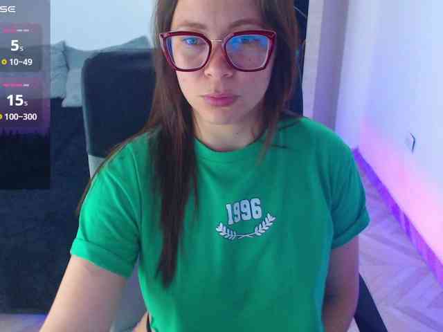 SharonAGT webcam