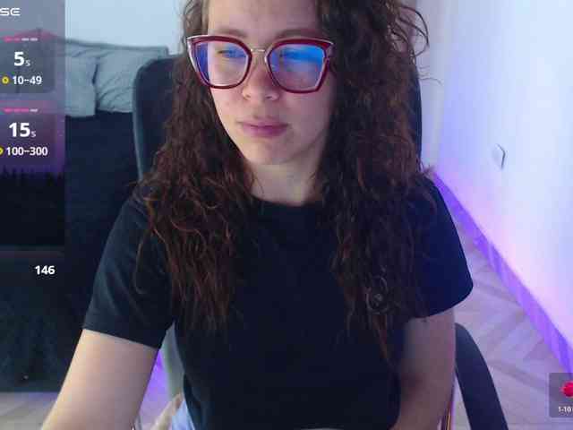 SharonAGT webcam