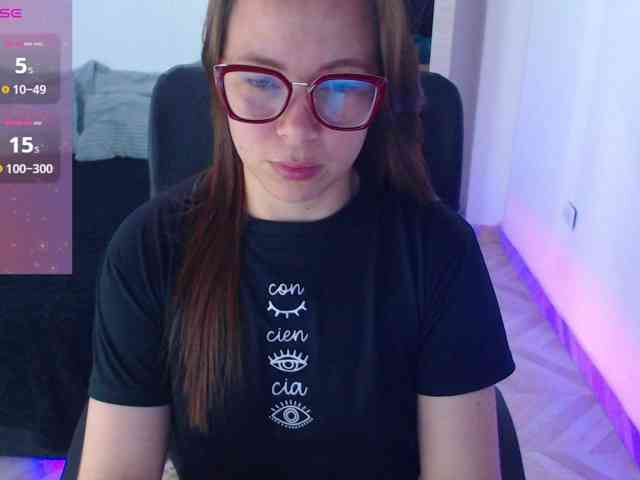 SharonAGT webcam