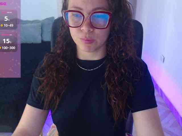 SharonAGT webcam