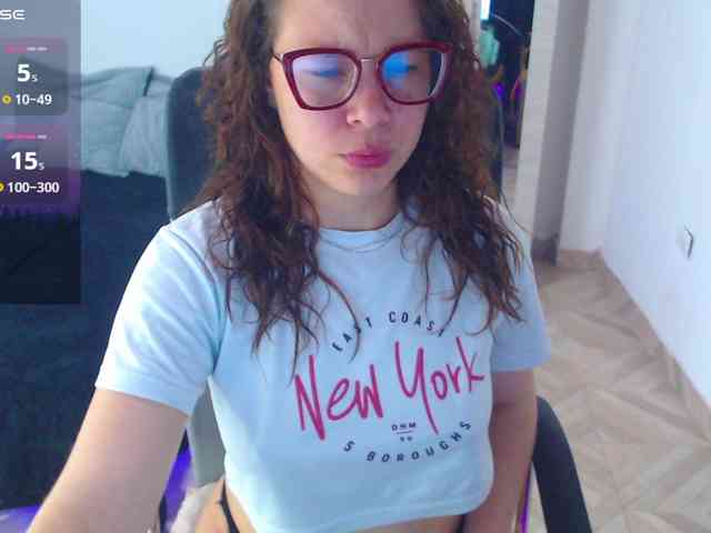 SharonAGT webcam