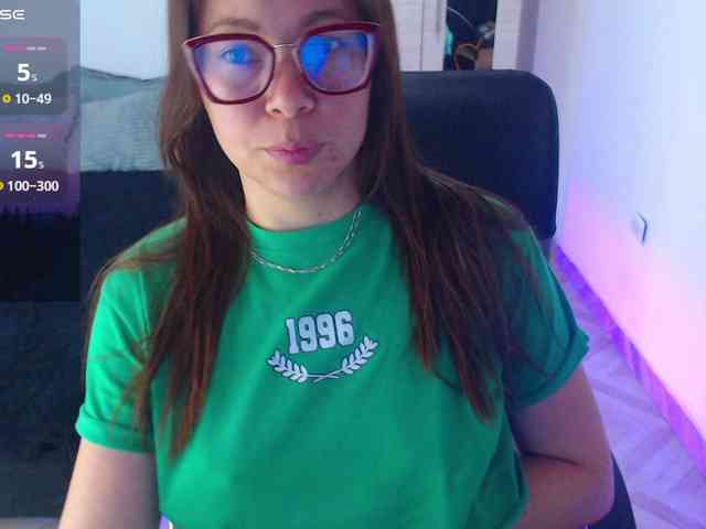 SharonAGT webcam