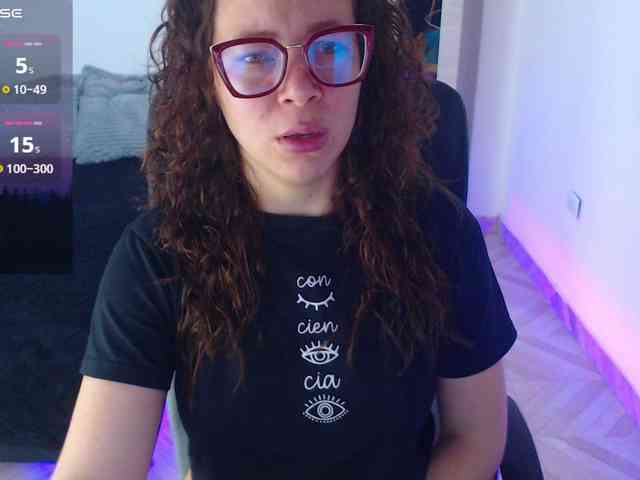SharonAGT webcam