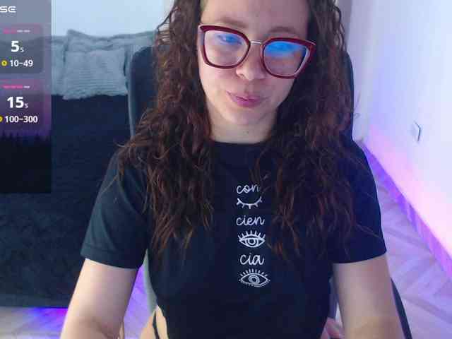 SharonAGT webcam