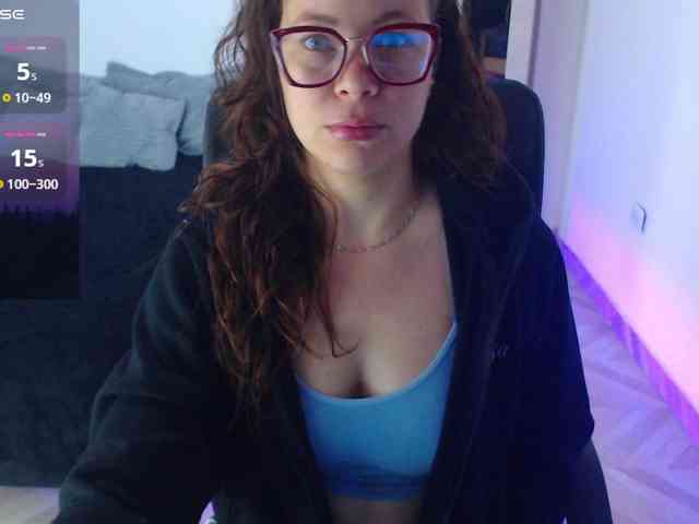SharonAGT webcam