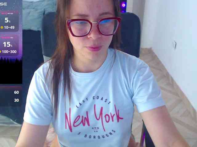 SharonAGT webcam