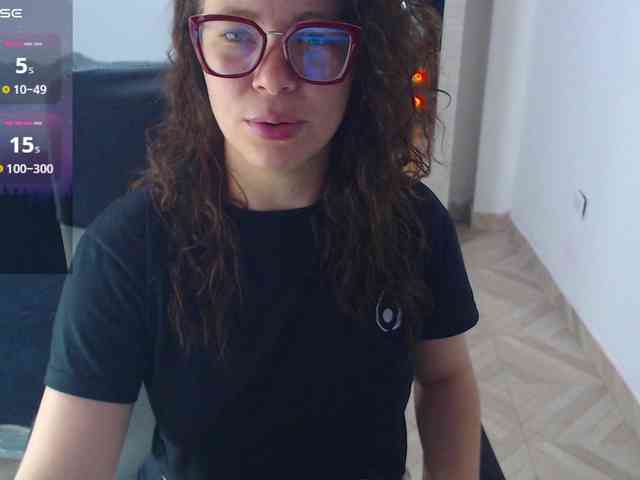 SharonAGT webcam