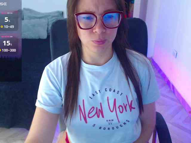SharonAGT webcam