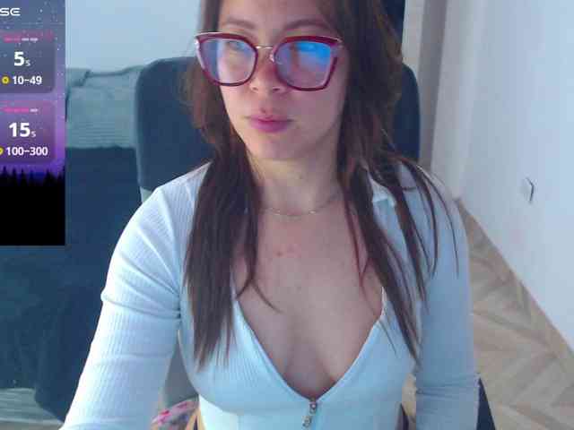 SharonAGT webcam