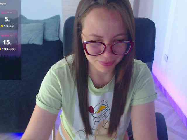 SharonAGT webcam