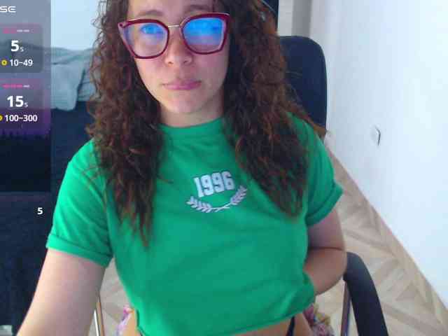 SharonAGT webcam