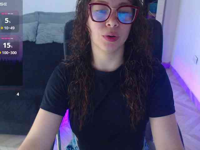 SharonAGT webcam