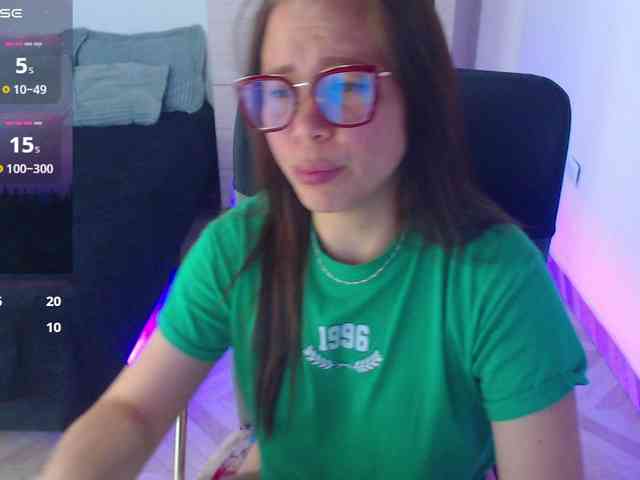 SharonAGT webcam