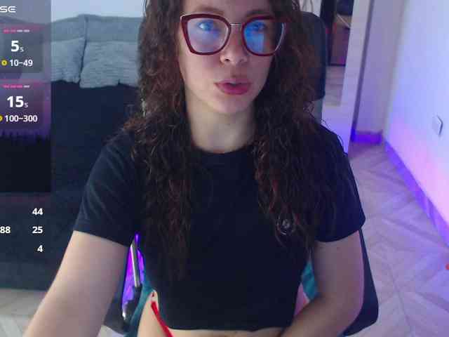 SharonAGT webcam
