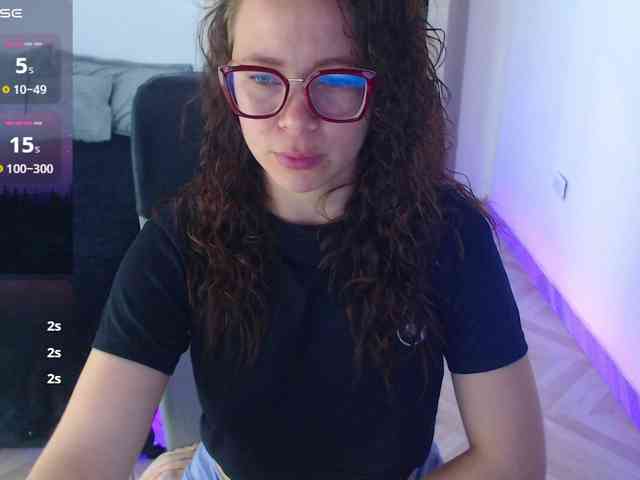 SharonAGT webcam