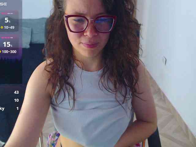 SharonAGT webcam
