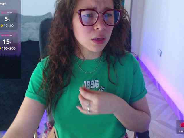 SharonAGT webcam