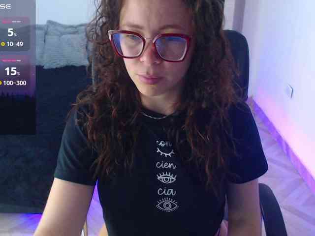 SharonAGT webcam
