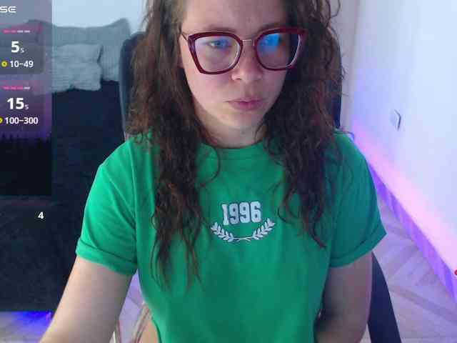 SharonAGT webcam