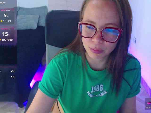 SharonAGT webcam