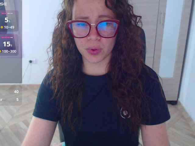 SharonAGT webcam