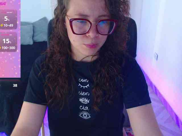SharonAGT webcam