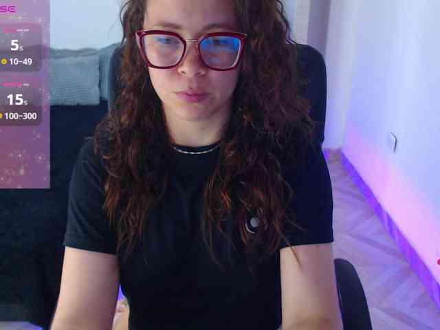 SharonAGT webcam