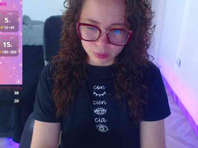SharonAGT webcam
