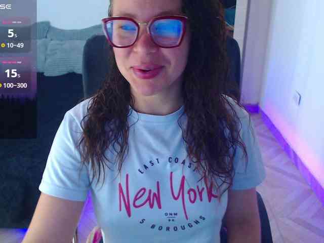 SharonAGT webcam
