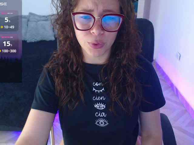 SharonAGT webcam
