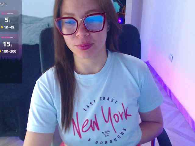 SharonAGT webcam