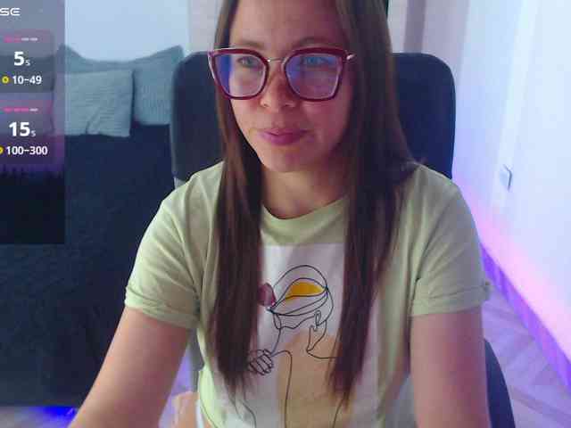 SharonAGT webcam