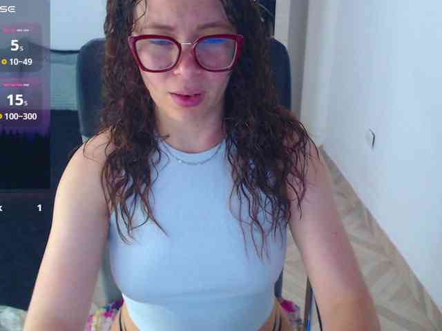 SharonAGT webcam