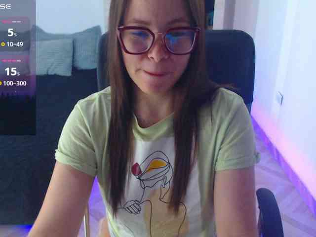 SharonAGT webcam