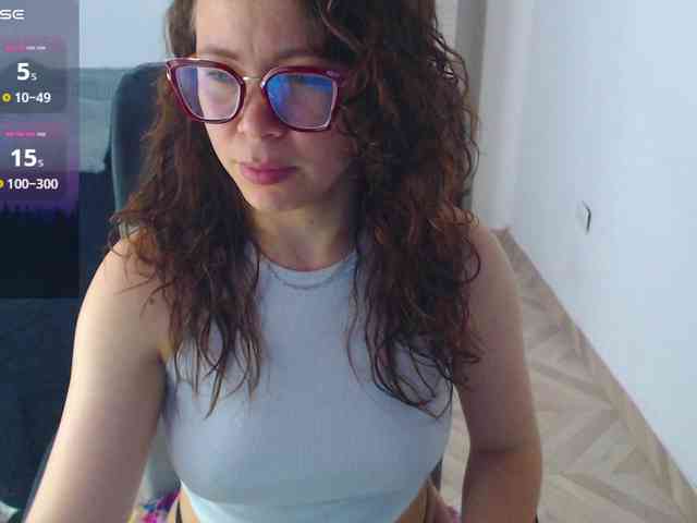 SharonAGT webcam