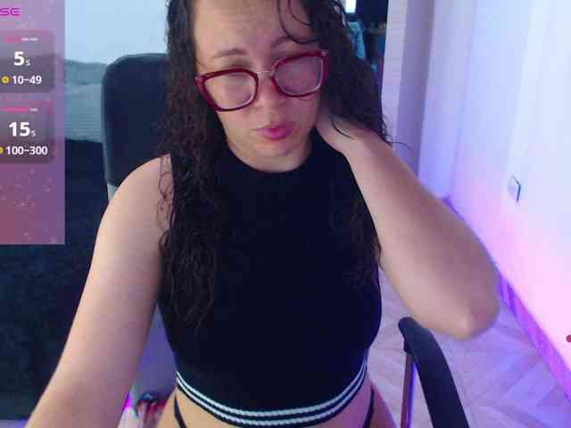 SharonAGT webcam