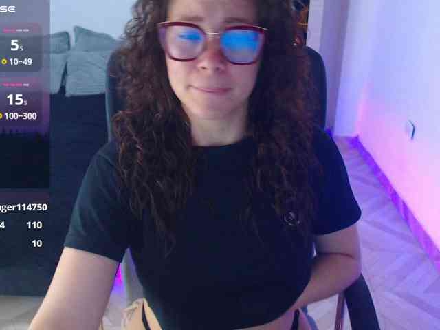 SharonAGT webcam