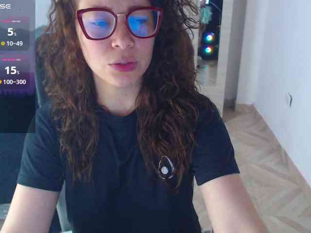 SharonAGT webcam